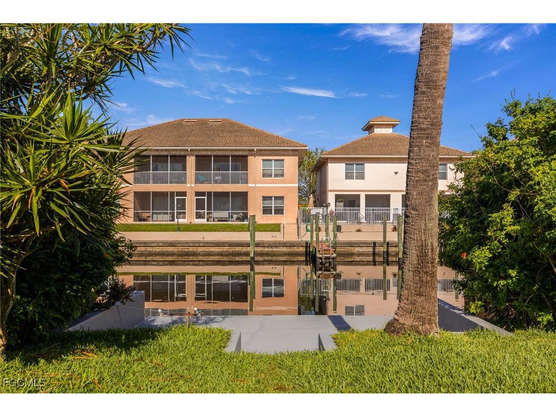 5128 York Court Cape Coral FL 33904 2025020286 image40