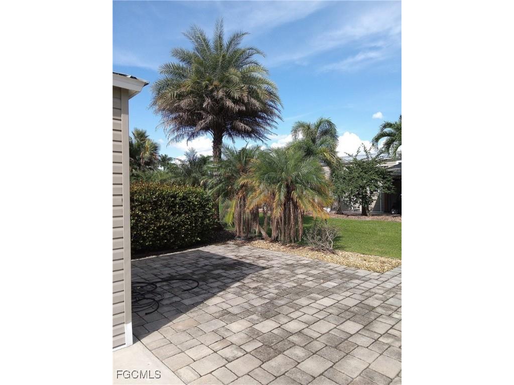 5129 Cypress Trail Resort Circle Fort Myers FL 33905 2025011284 image16