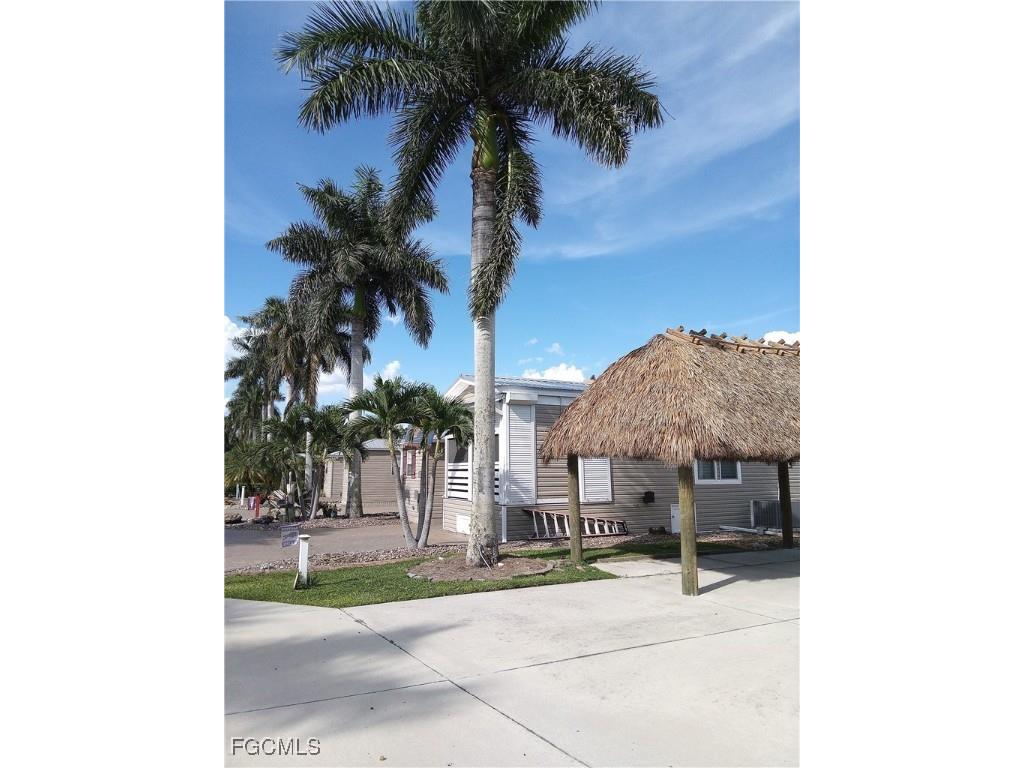 5129 Cypress Trail Resort Circle Fort Myers FL 33905 2025011284 image2