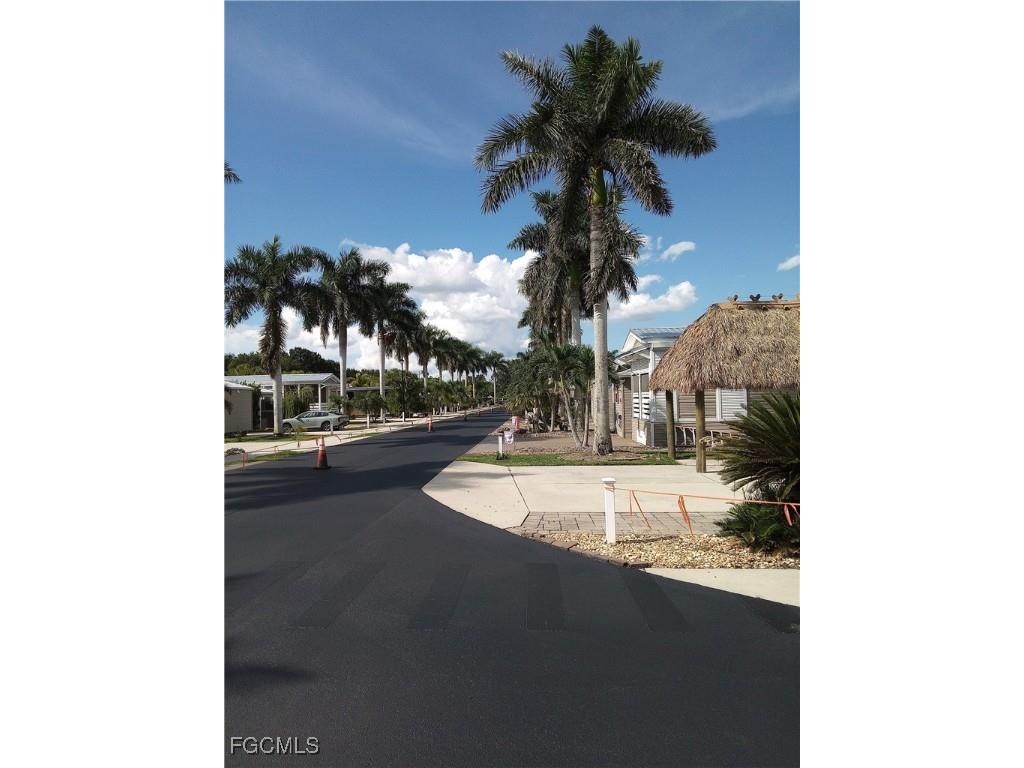 5129 Cypress Trail Resort Circle Fort Myers FL 33905 2025011284 image20