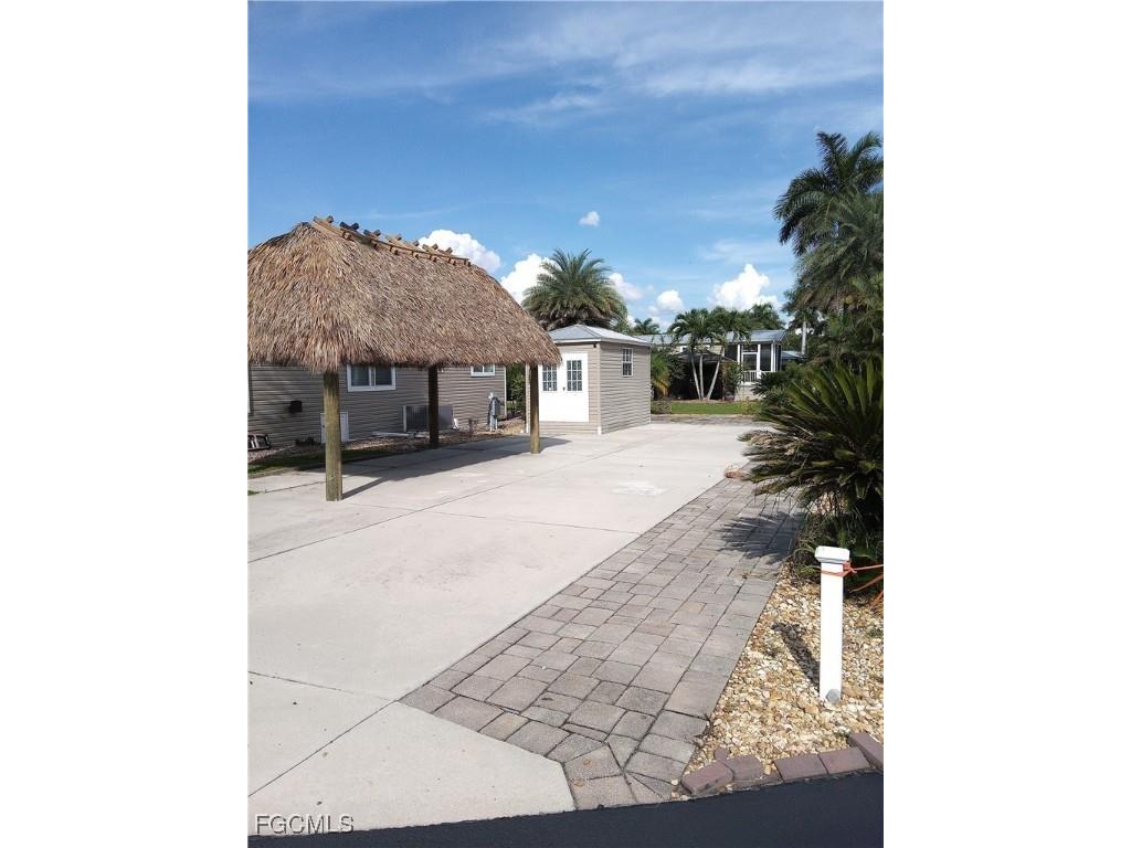 5129 Cypress Trail Resort Circle Fort Myers FL 33905 2025011284 image3