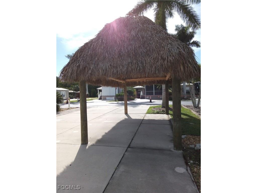 5129 Cypress Trail Resort Circle Fort Myers FL 33905 2025011284 image9