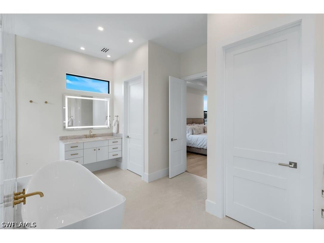 513 92nd Avenue N Naples FL 34108 226012007 image35