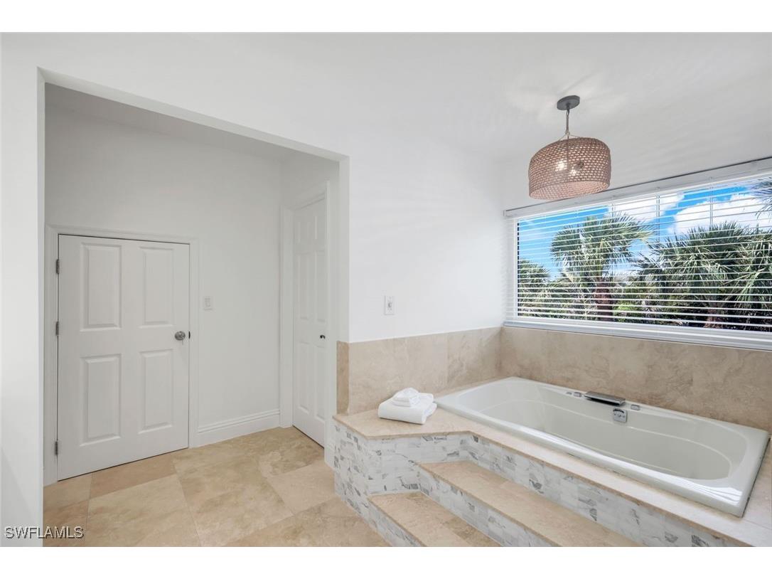 513 Lighthouse Way Sanibel FL 33957 225055831 image29