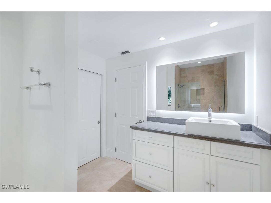 513 Lighthouse Way Sanibel FL 33957 225055831 image36