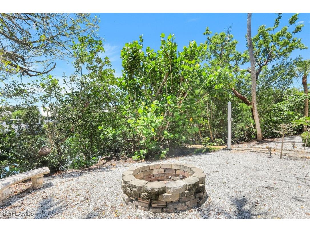 513 Lighthouse Way Sanibel FL 33957 225055831 image50