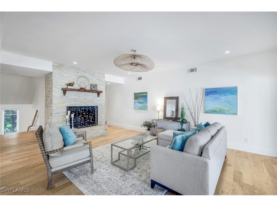 513 Lighthouse Way Sanibel FL 33957 225055831 image8