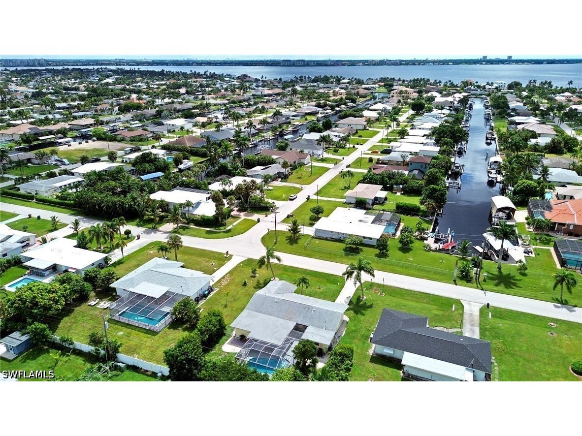 513 Monterey Avenue Cape Coral FL 33904 226016141 image28