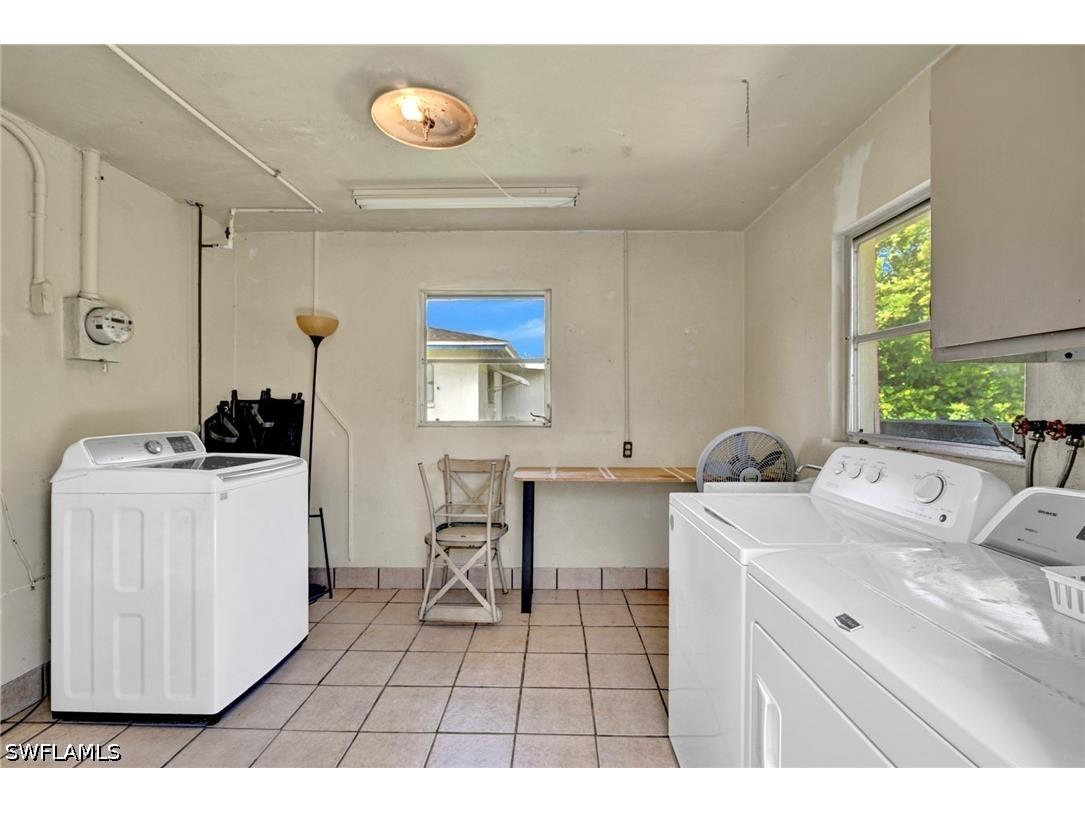 513 Monterey Avenue Cape Coral FL 33904 226016141 image30