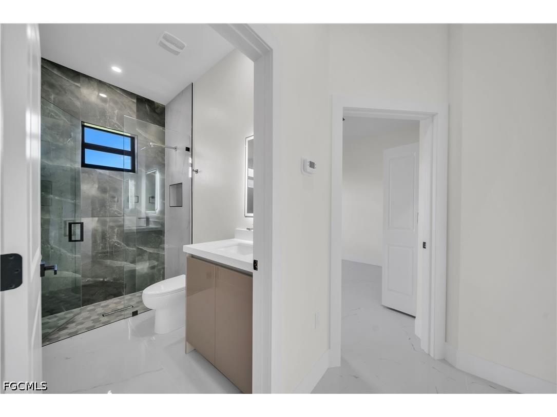 513 NW 25th Terrace Cape Coral FL 33993 2026016743 image20