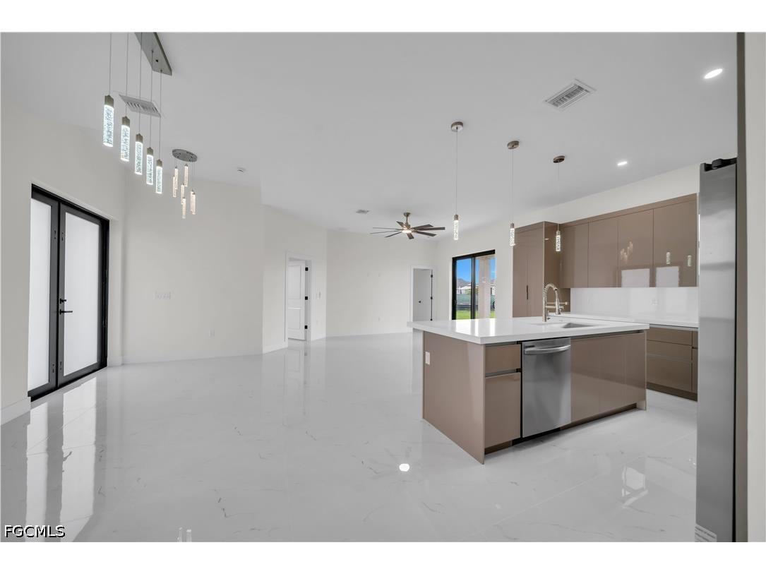 513 NW 25th Terrace Cape Coral FL 33993 2026016743 image22