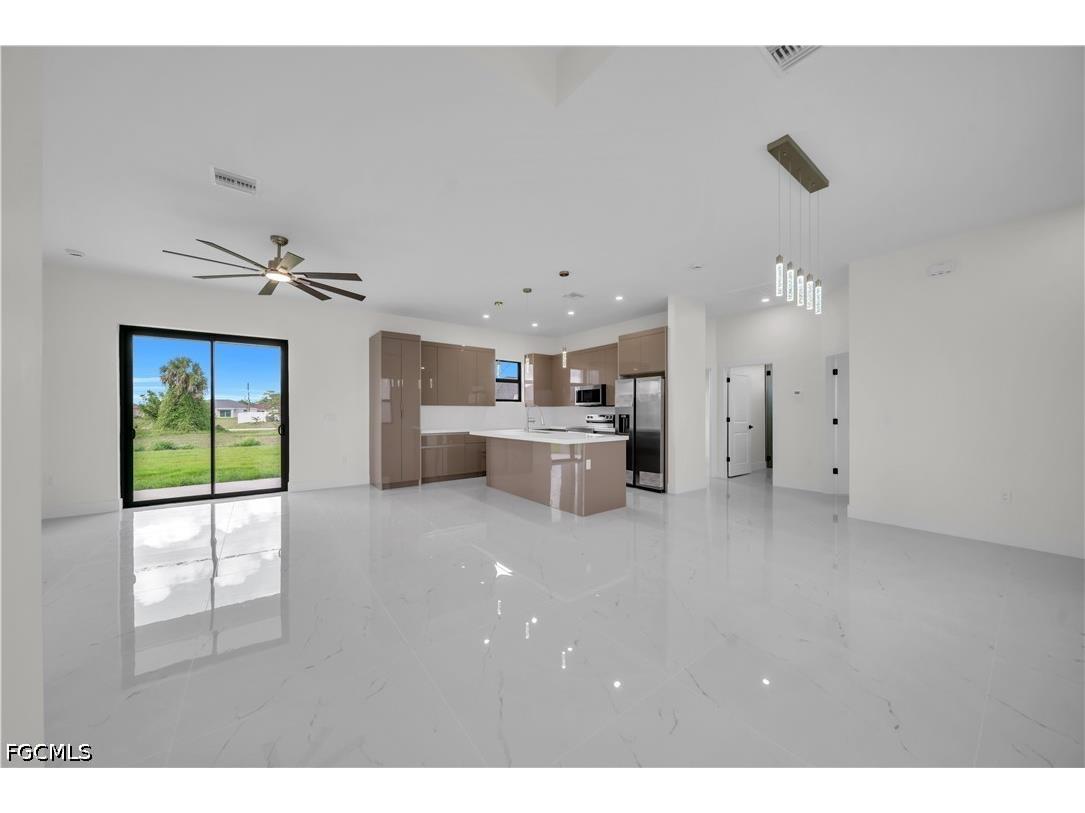 513 NW 25th Terrace Cape Coral FL 33993 2026016743 image24