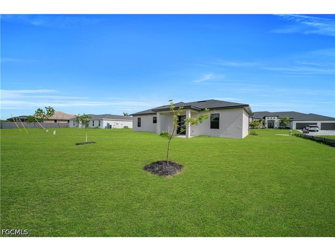 513 NW 25th Terrace Cape Coral FL 33993 2026016743 image38