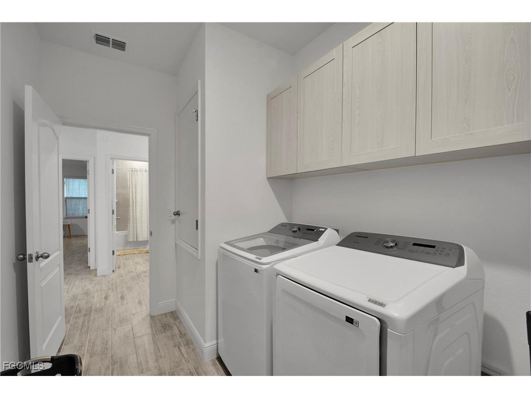 513 NW 3rd Lane Cape Coral FL 33993 2025017192 image20