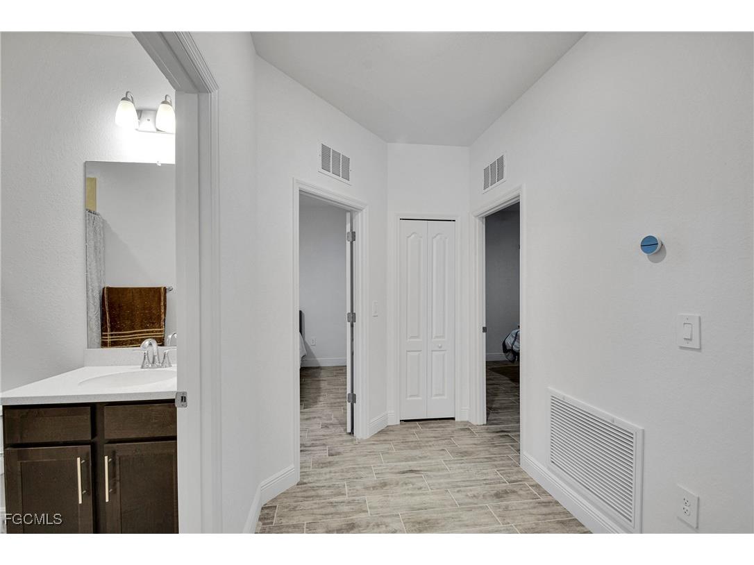 513 NW 3rd Lane Cape Coral FL 33993 2025017192 image21
