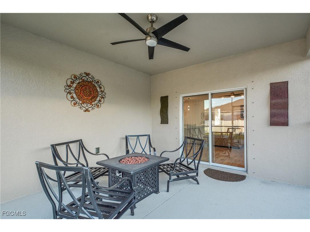 513 NW 3rd Lane Cape Coral FL 33993 2025017192 image33