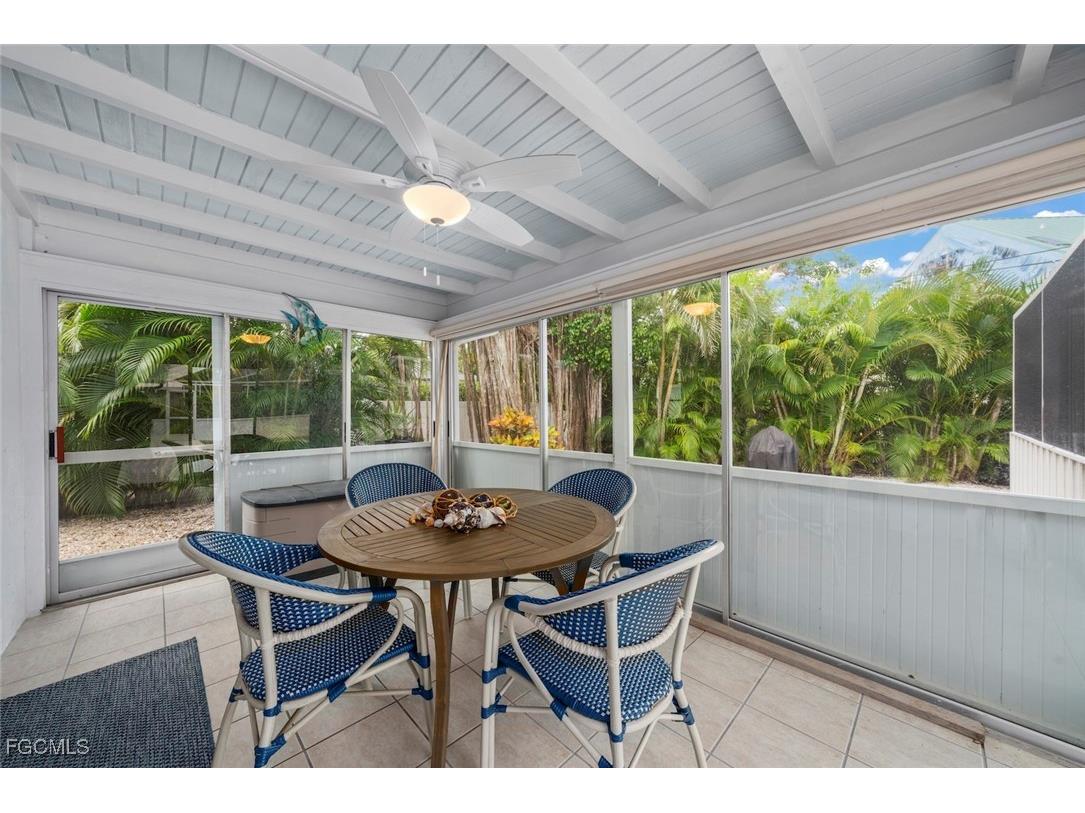 513 Rabbit Road Sanibel FL 33957 2025014483 image12