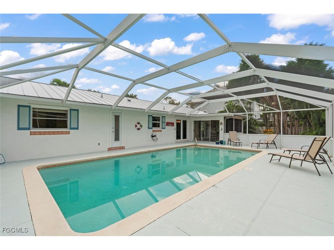 513 Rabbit Road Sanibel FL 33957 2025014483 image14