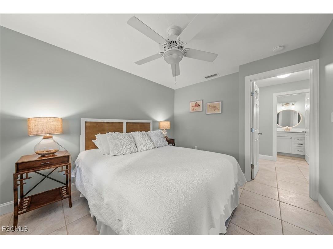 513 Rabbit Road Sanibel FL 33957 2025014483 image22