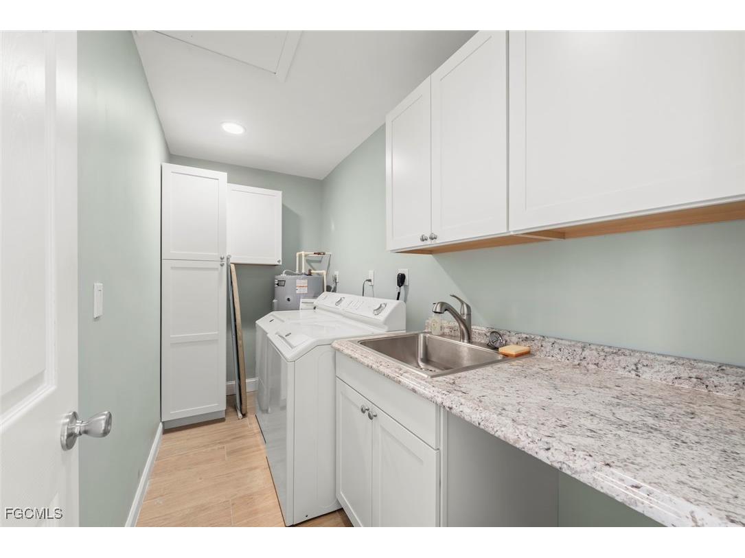 513 Rabbit Road Sanibel FL 33957 2025014483 image40