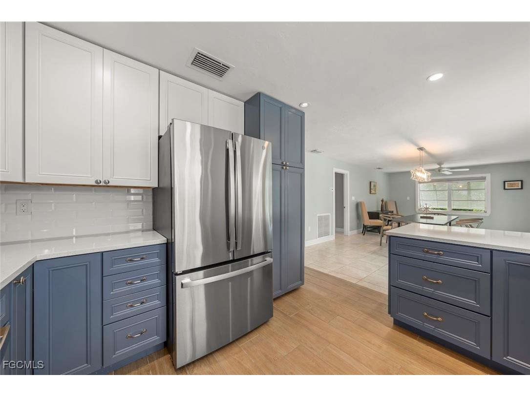 513 Rabbit Road Sanibel FL 33957 2025014483 image8