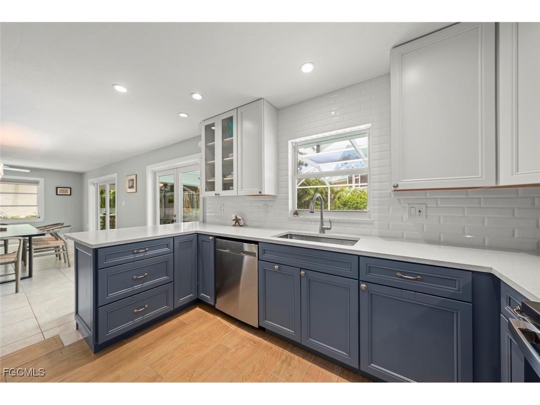 513 Rabbit Road Sanibel FL 33957 2025014483 image9