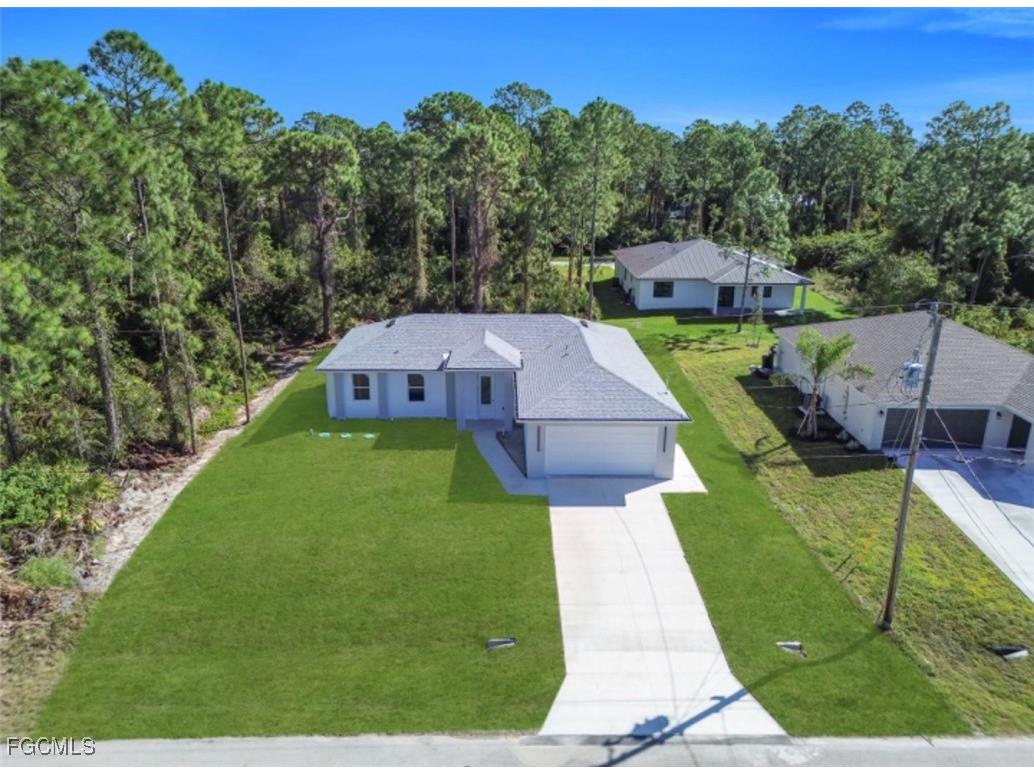 513 Redwood Avenue S Lehigh Acres FL 33974 2025020453 image2