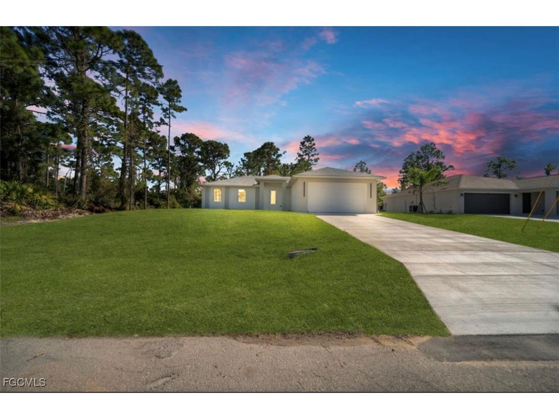 513 Redwood Avenue S Lehigh Acres FL 33974 2025020453 image5