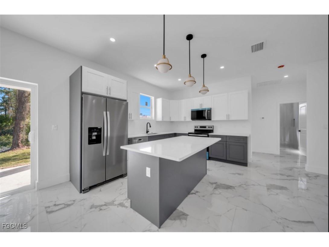 513 Redwood Avenue S Lehigh Acres FL 33974 2025020453 image9