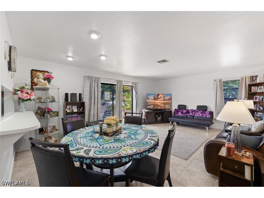 513 SE 24th Avenue #1-4 Cape Coral FL 33990 226015823 image6