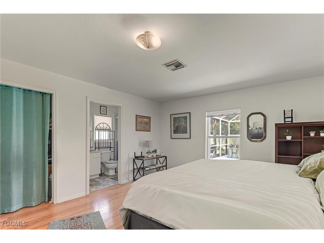 513 SE 27th Terrace Cape Coral FL 33904 2025013030 image16