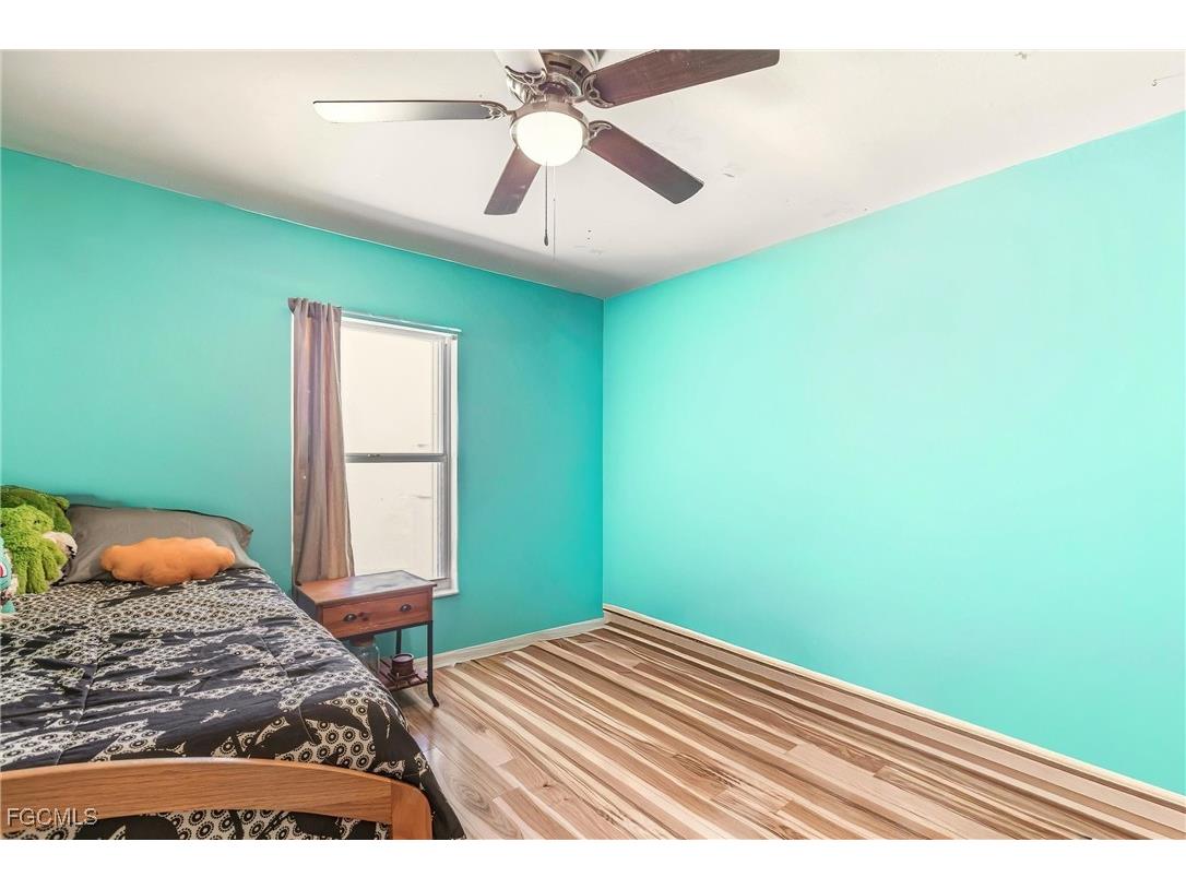 513 SE 27th Terrace Cape Coral FL 33904 2025013030 image20