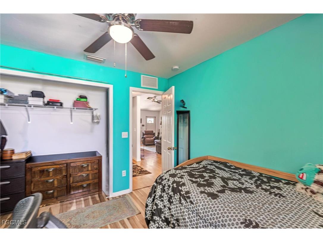 513 SE 27th Terrace Cape Coral FL 33904 2025013030 image22