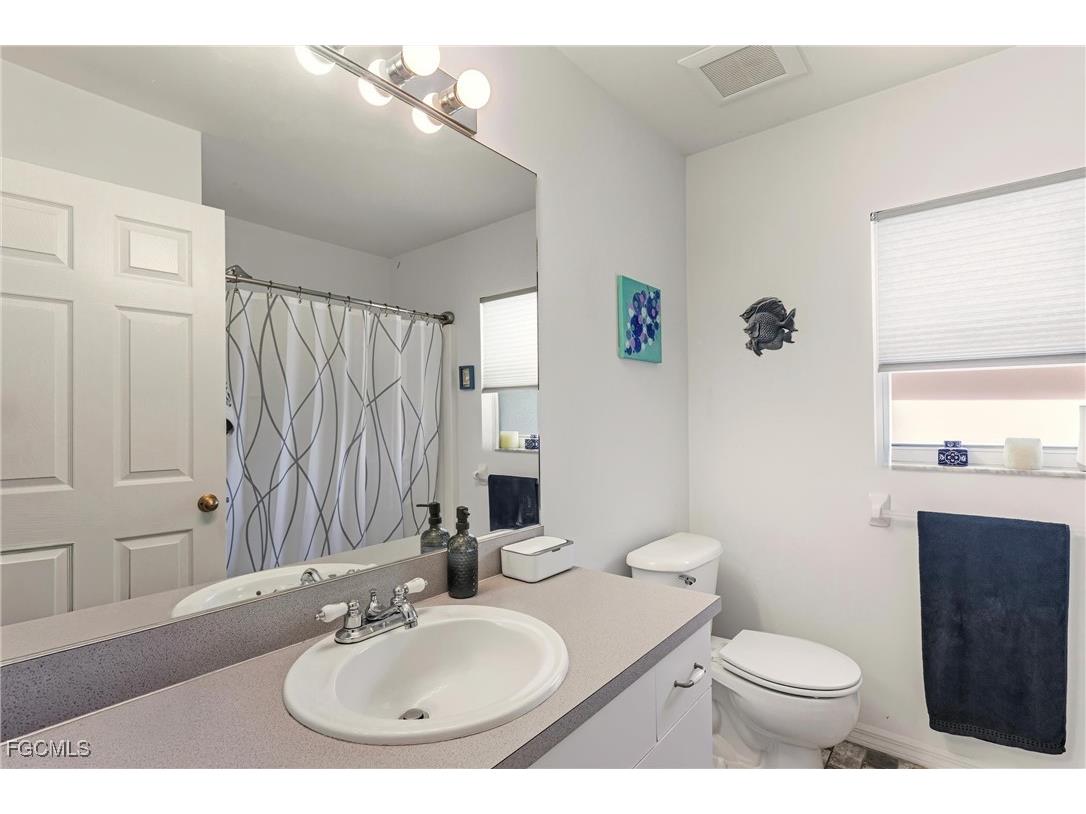 513 SE 27th Terrace Cape Coral FL 33904 2025013030 image23