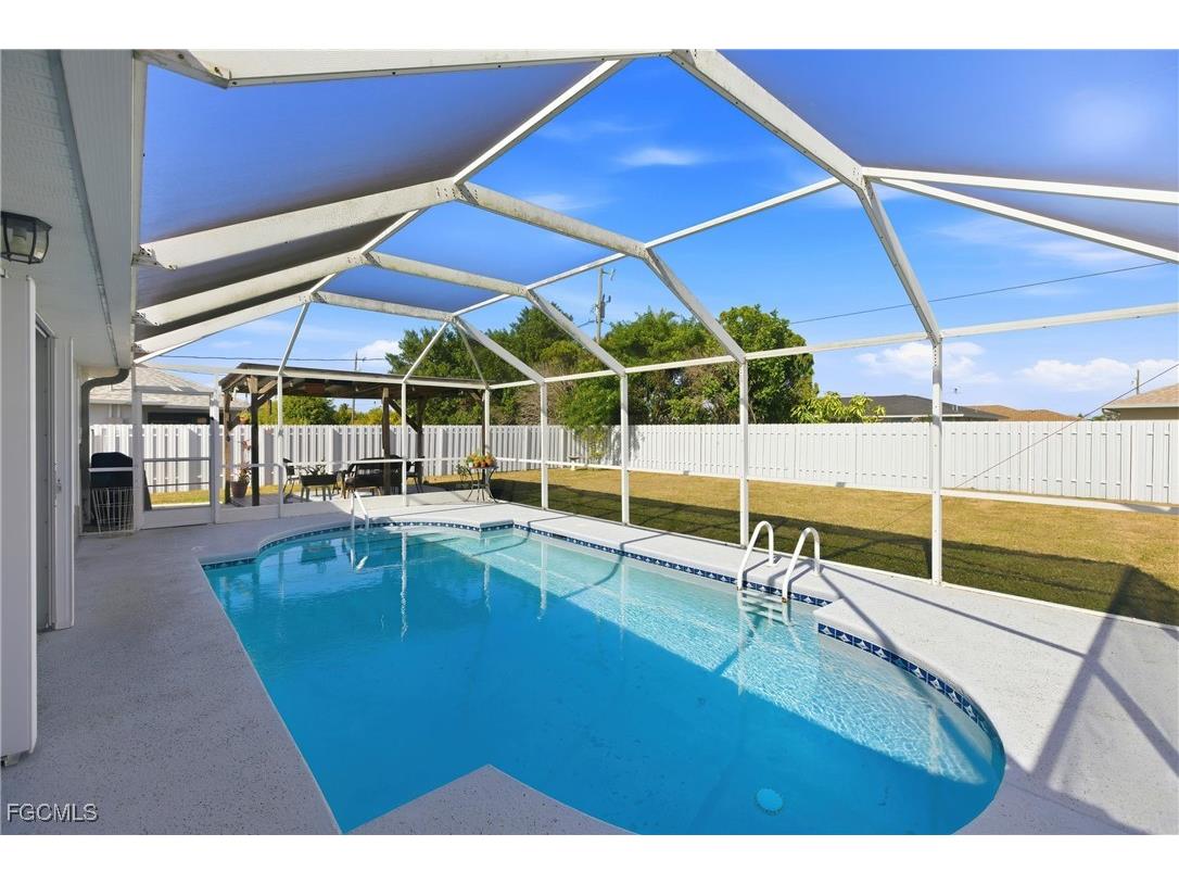 513 SE 27th Terrace Cape Coral FL 33904 2025013030 image29