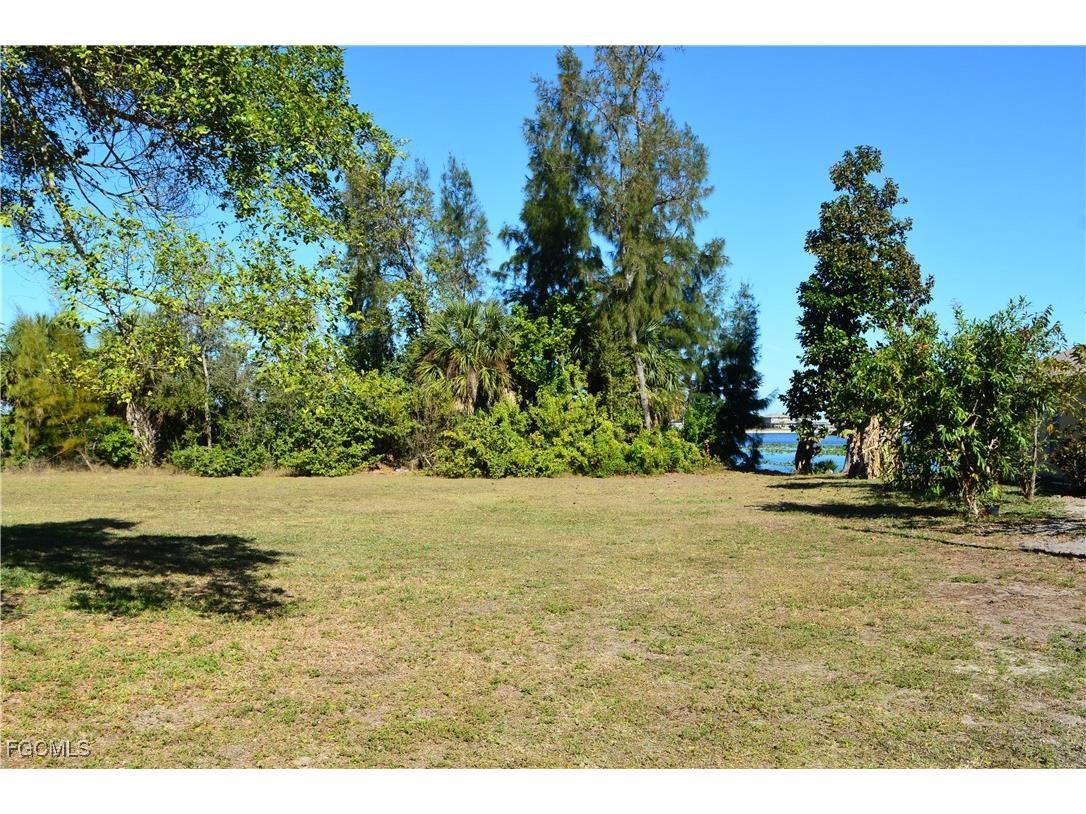 513 SW 13th Street Cape Coral FL 33991 2026002889 image10