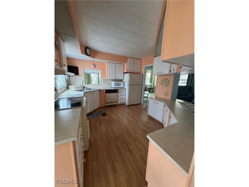 513 Timber Lane S North Fort Myers FL 33917 2026004135 image3