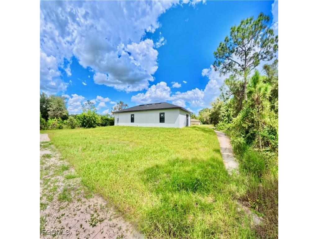 513 Fifth Avenue Lehigh Acres FL 33972 2025008092 image5