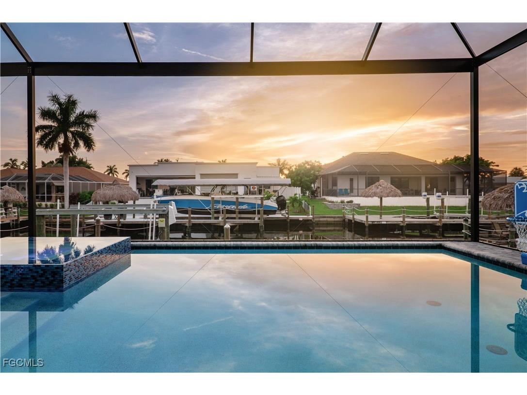 5130 Atlantic Court Cape Coral FL 33904 2025019062 image1