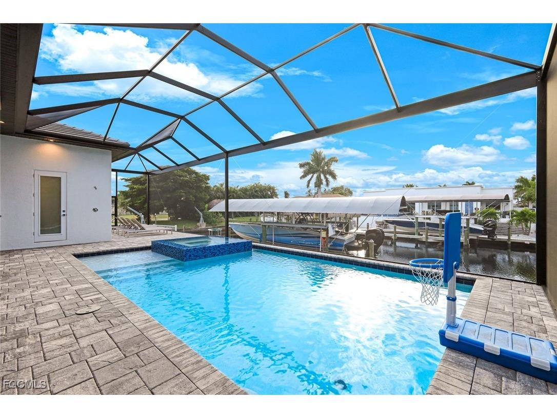5130 Atlantic Court Cape Coral FL 33904 2025019062 image27