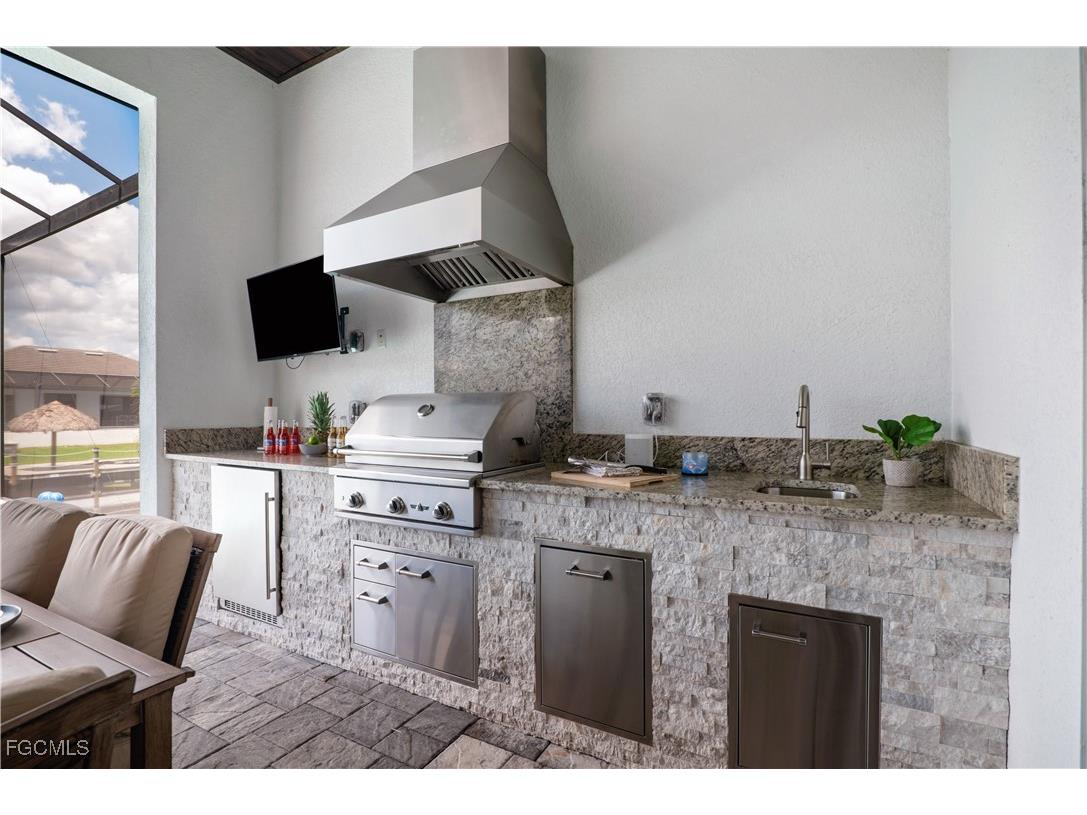 5130 Atlantic Court Cape Coral FL 33904 2025019062 image34