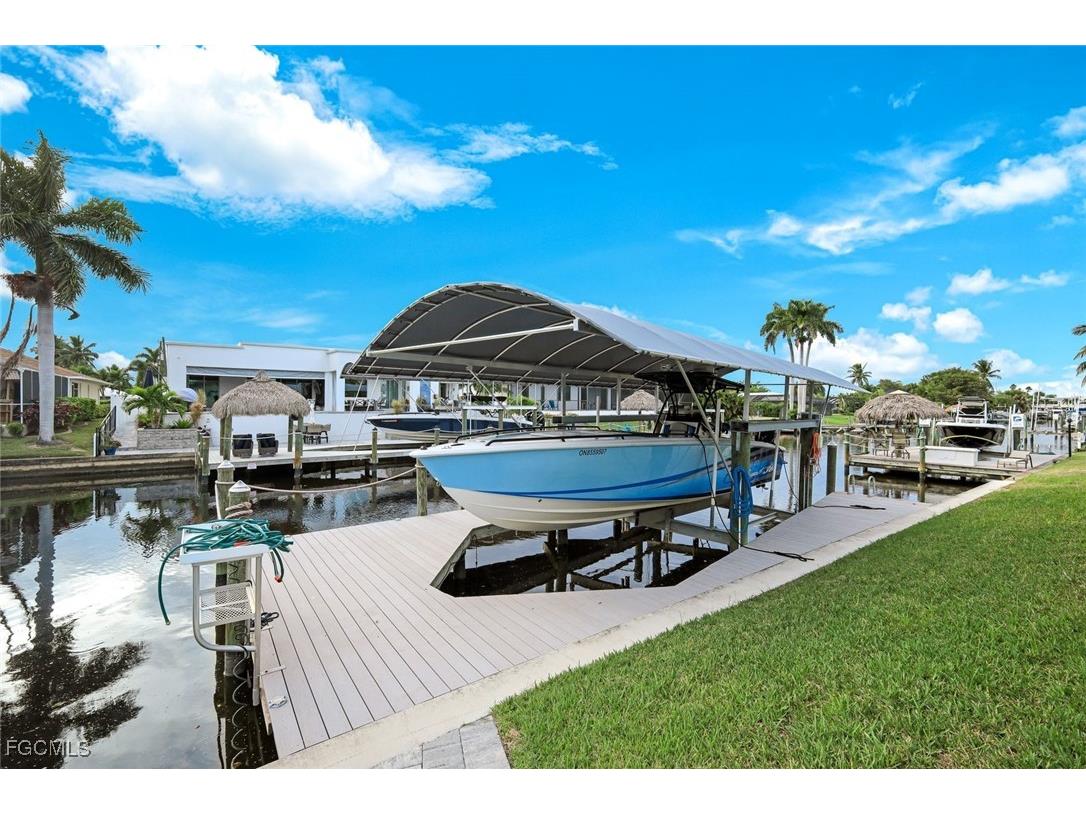 5130 Atlantic Court Cape Coral FL 33904 2025019062 image44