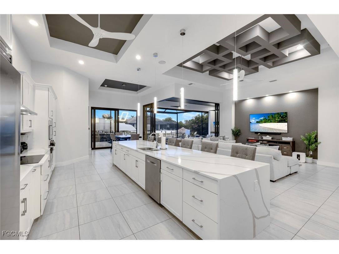 5130 Atlantic Court Cape Coral FL 33904 2025019062 image7