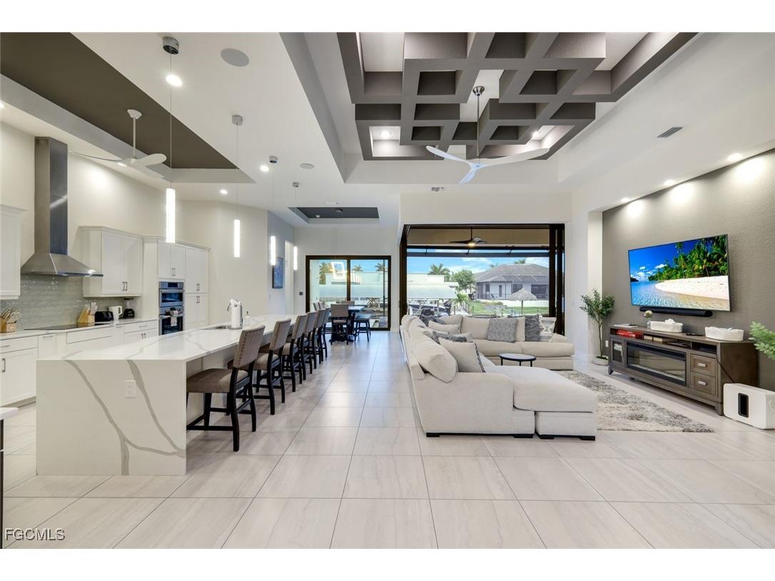 5130 Atlantic Court Cape Coral FL 33904 2025019062 image8