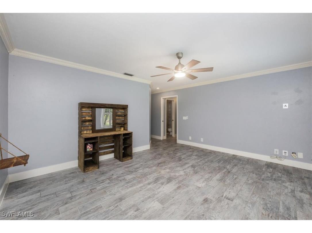 5131 Kristin Court Naples FL 34105 225079185 image7