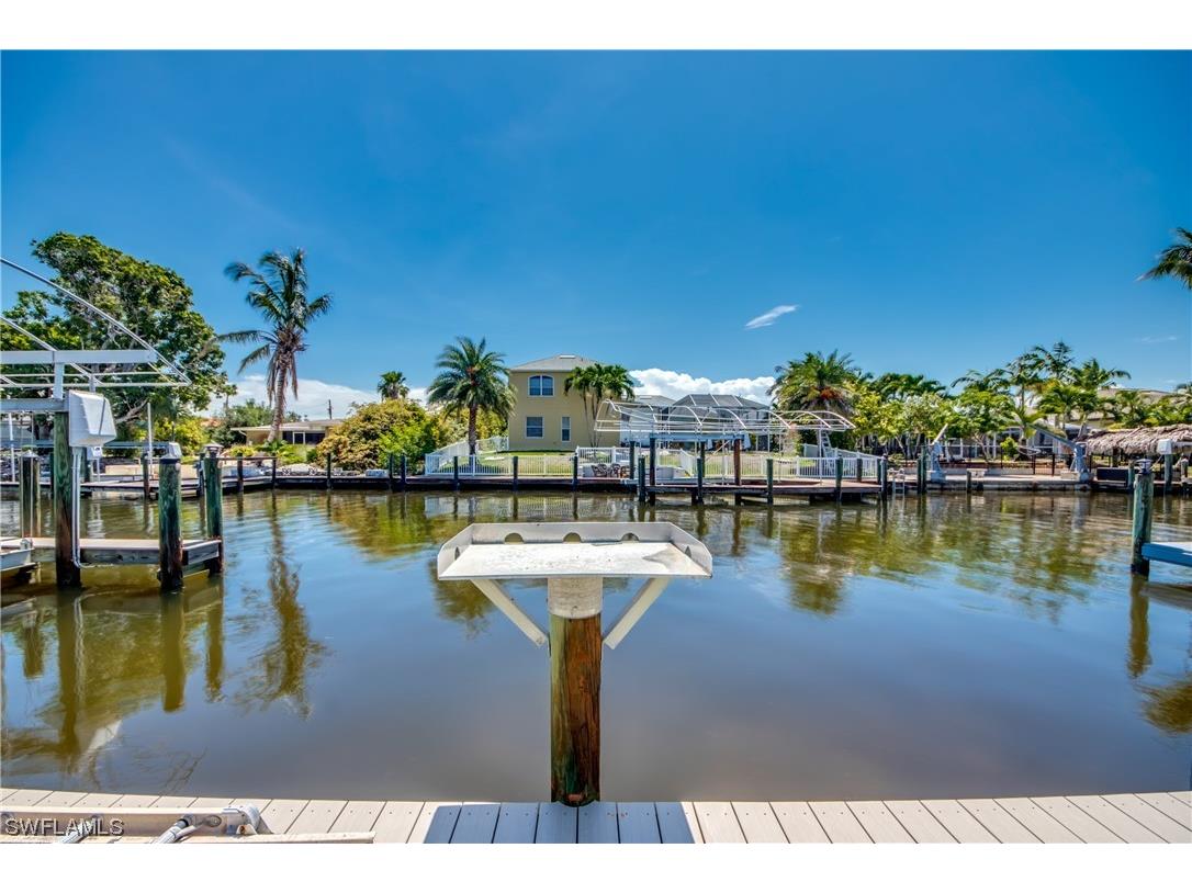 5133 Sunnybrook Court Cape Coral FL 33904 223041717 image1