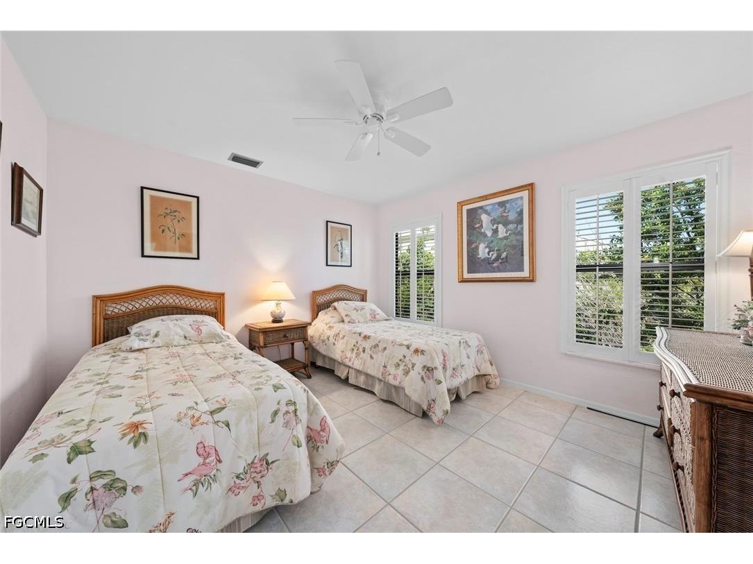 5135 Joewood Drive Sanibel FL 33957 2026017206 image22