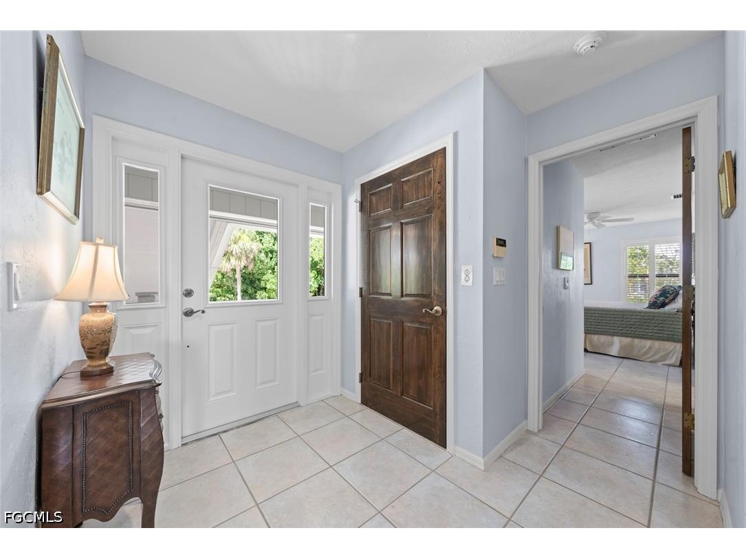 5135 Joewood Drive Sanibel FL 33957 2026017206 image3