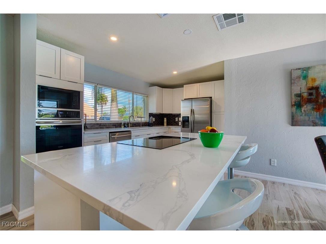 5135 Rutland Court Cape Coral FL 33904 2025022902 image4