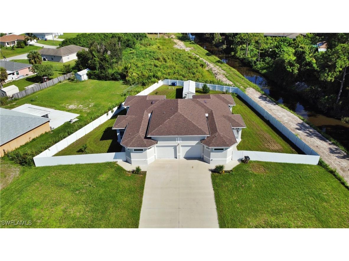 5136/5138 Benton Court Lehigh Acres FL 33971 224066775 image1